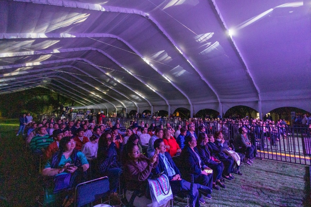 Ballet of Monterrey at the closing of the Nuevo León Festival in Los Pinos