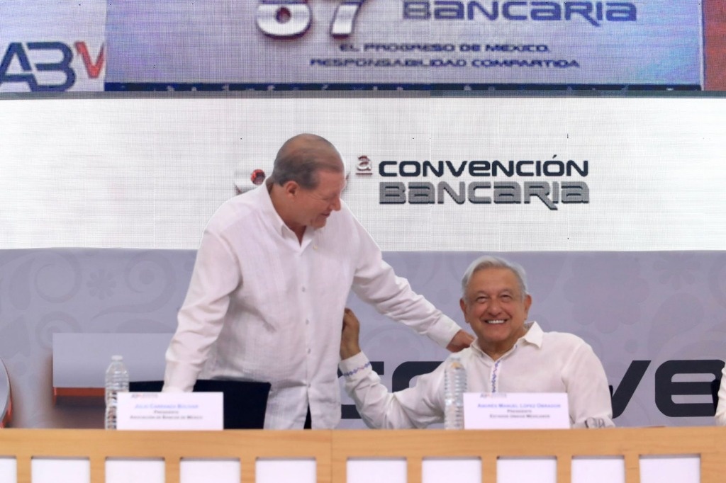 Banks thank AMLO for not having changed the rules