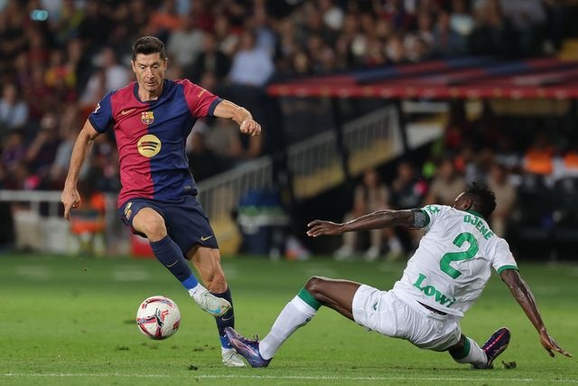 With a goal from Lewandowski, Barcelona beats Getafe