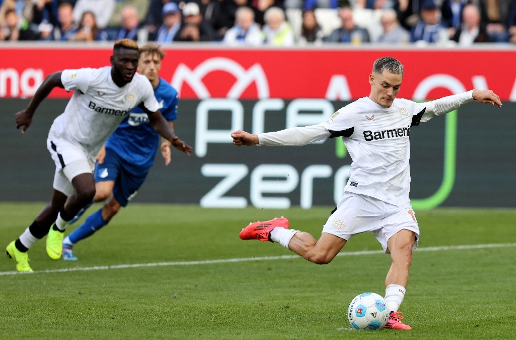 Bayer Leverkusen beat Hoffenheim 4-1 in the Bundesliga