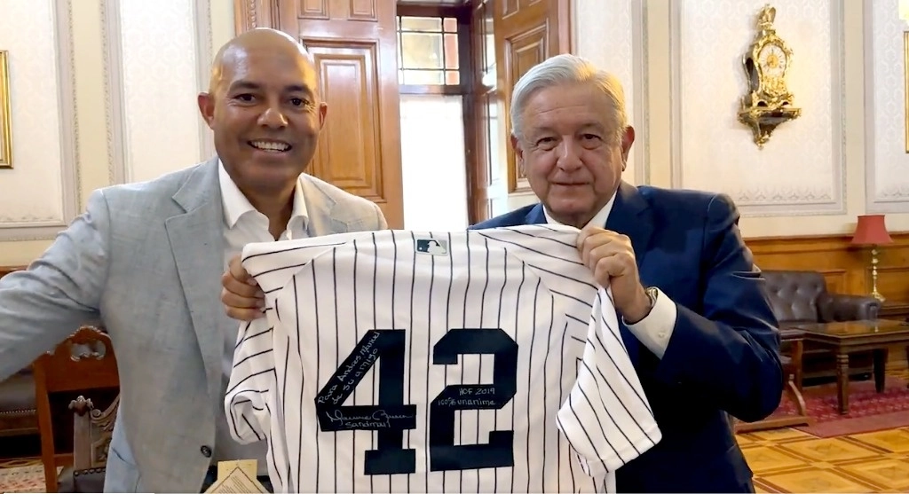 mariano rivera pitcheo