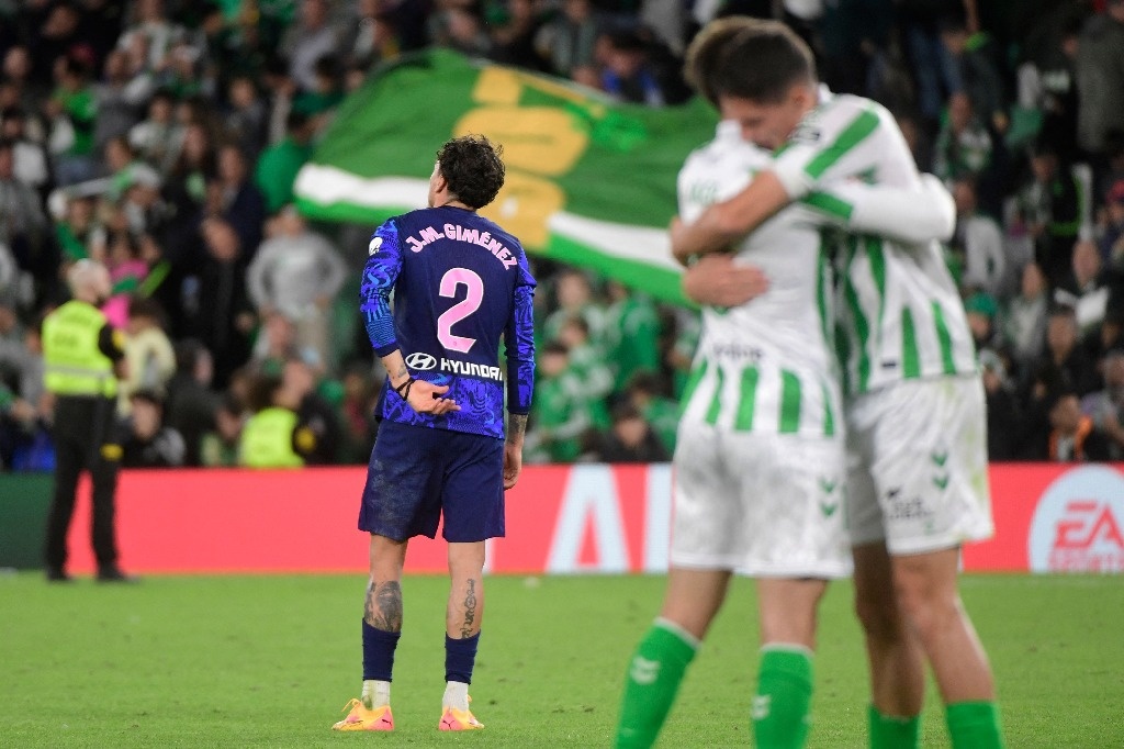 Betis aggravates Atlético’s crisis