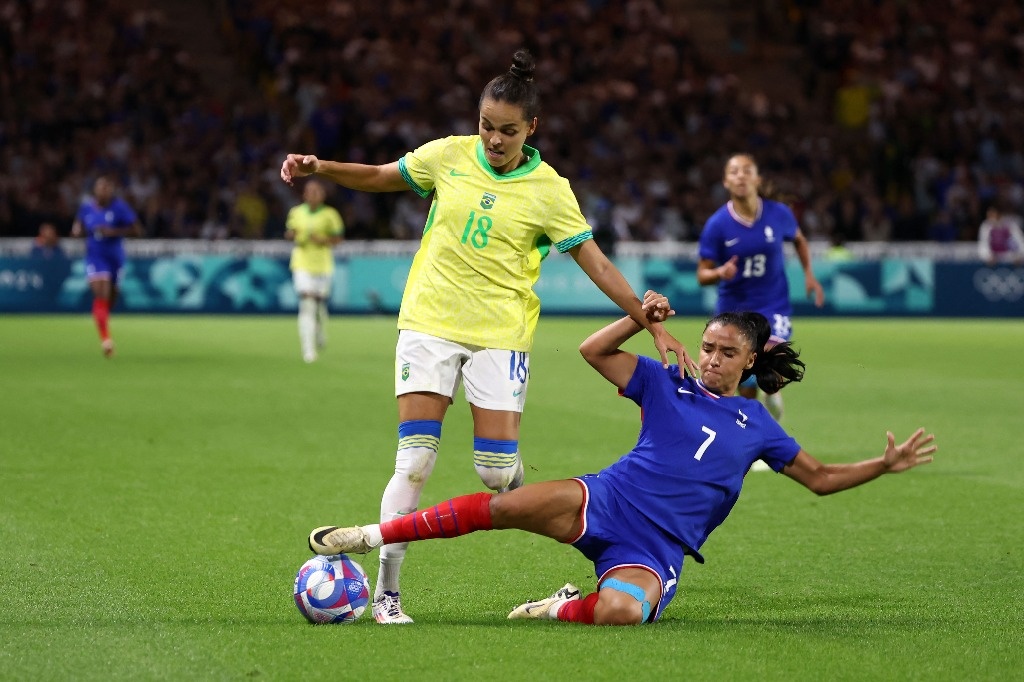 Brazil beats France 1-0 in women’s soccer tournament