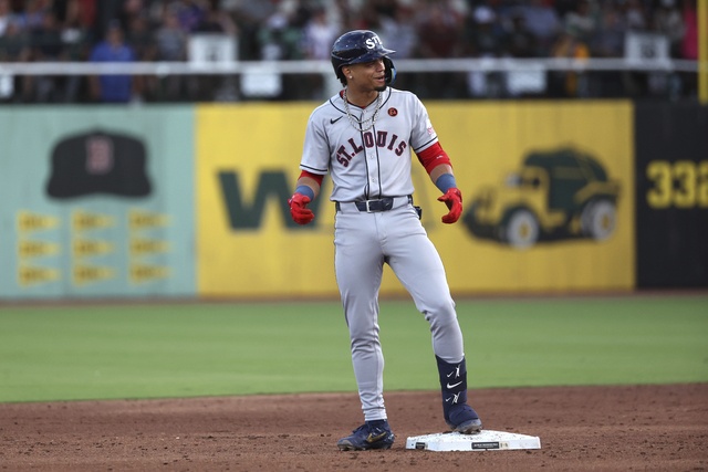 Cardinals beat Giants in tribute recreation to Mays and the Negro Leagues