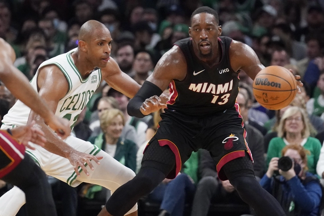 La Jornada Celtics arrollan al Heat y emparejan la serie en