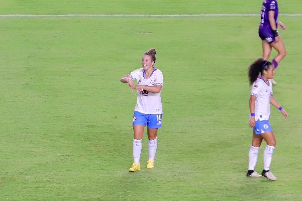 With a double from French Huchet, Cruz Azul girls beat Mazatlán 5-1