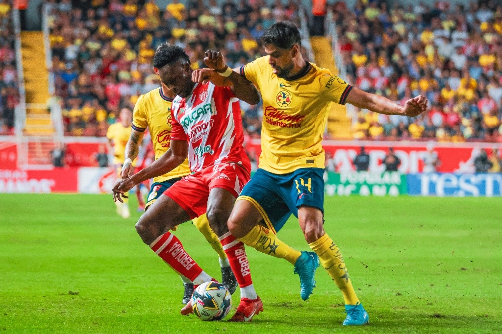 With a late goal from Henry Martin, America rescues a draw against Necaxa