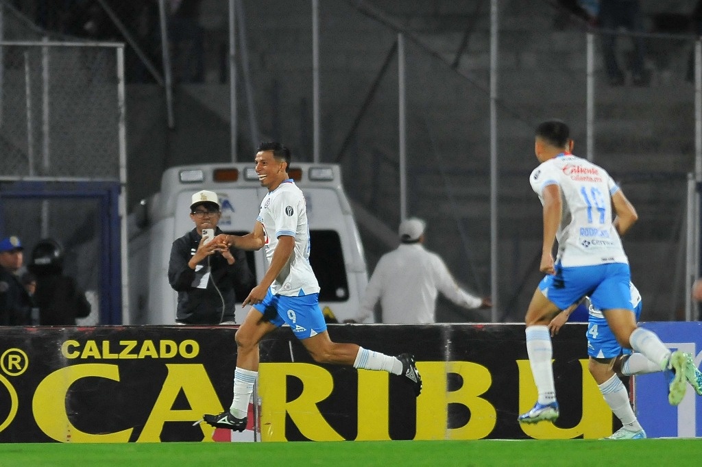 With a quick goal from Sepúlveda, Cruz Azul defeats Pumas