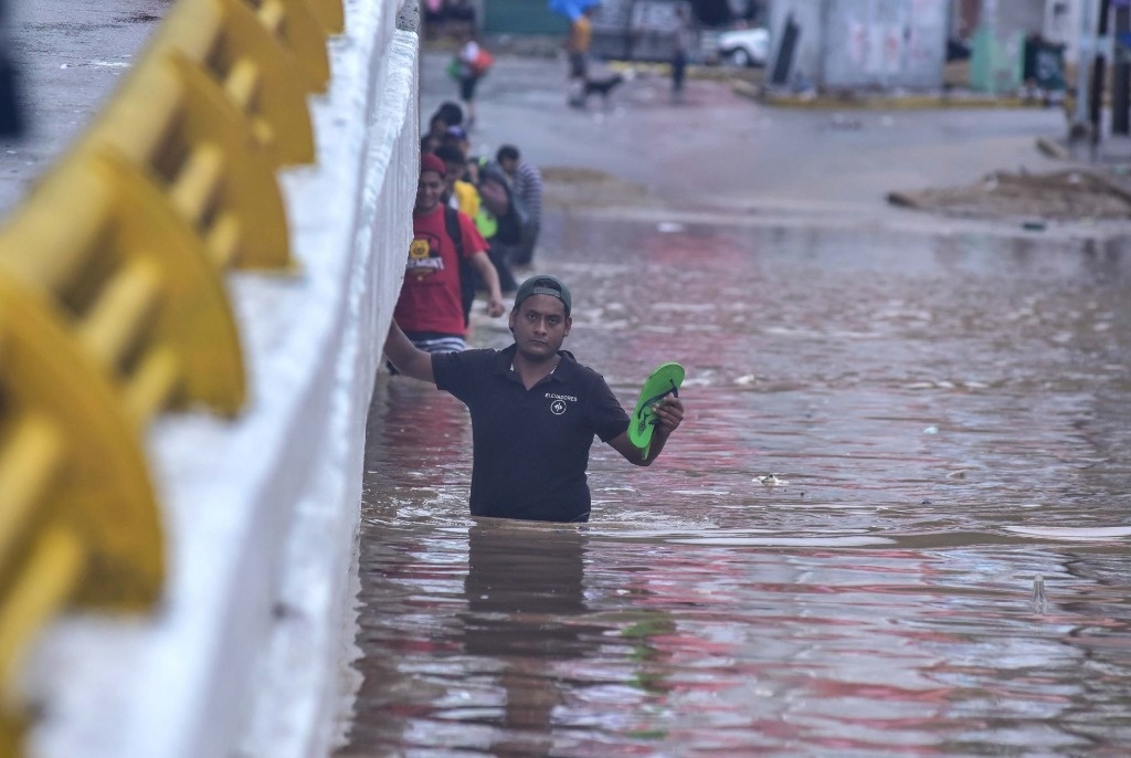 Concanaco requests intervention from authorities to help Acapulco