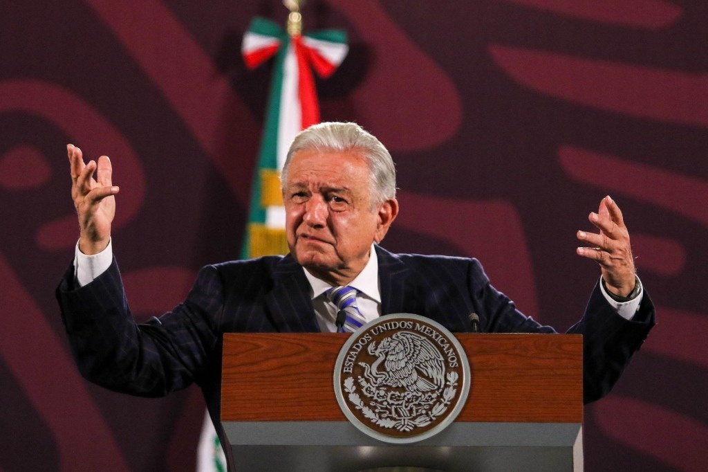 AMLO condemns judges’ attempt to stop debate on judicial reform