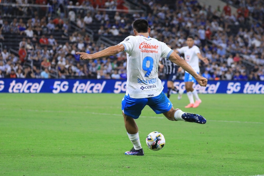 Cruz Azul beats Monterrey and rises to the highest of Liga MX