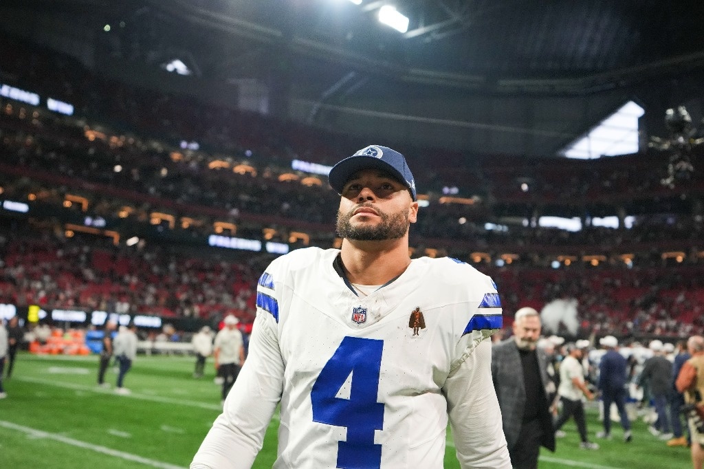 Dak Prescott would miss 4 games with the Cowboys due to a muscle injury