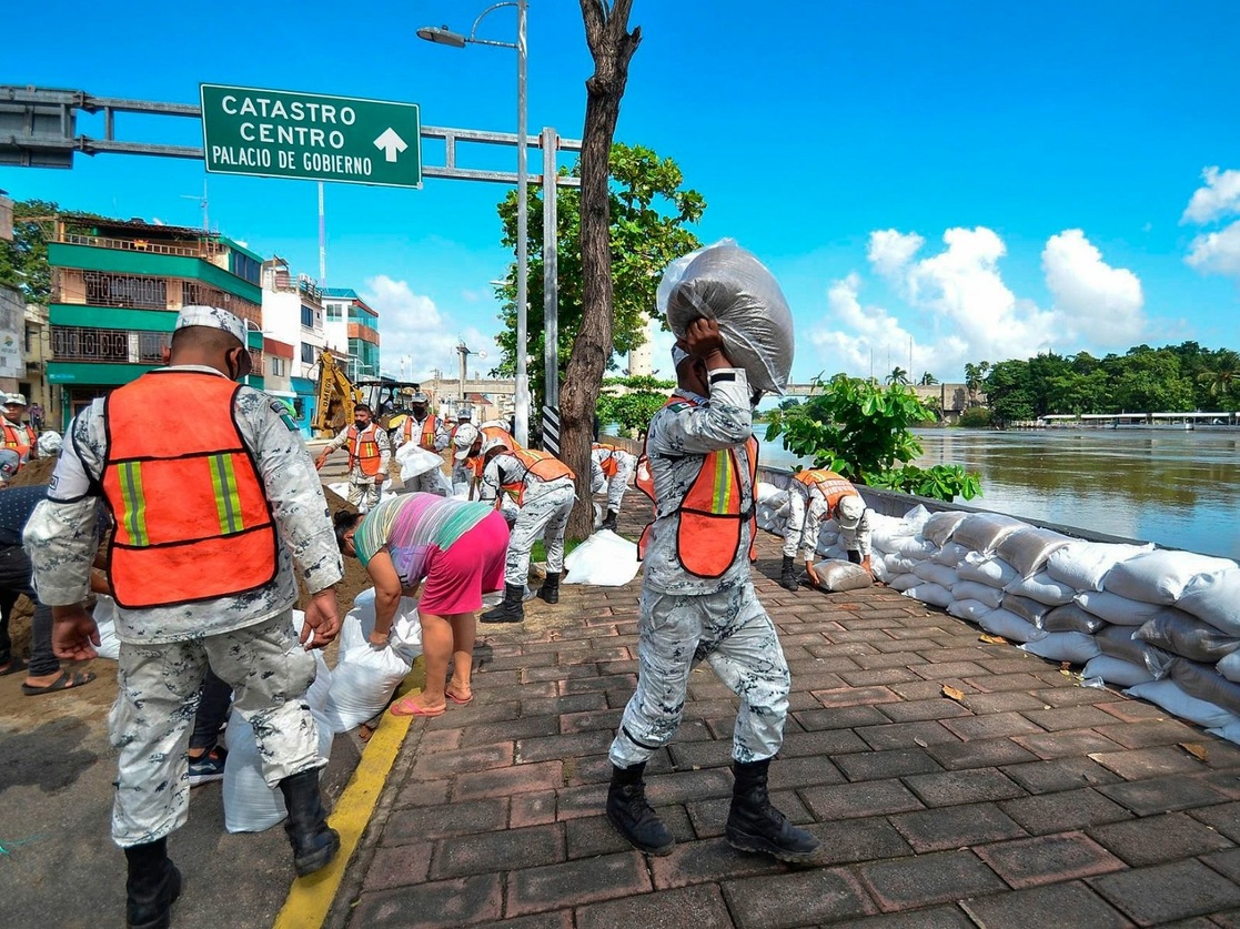 La Jornada Desciende Nivel Del Río Grijalva En Tabasco