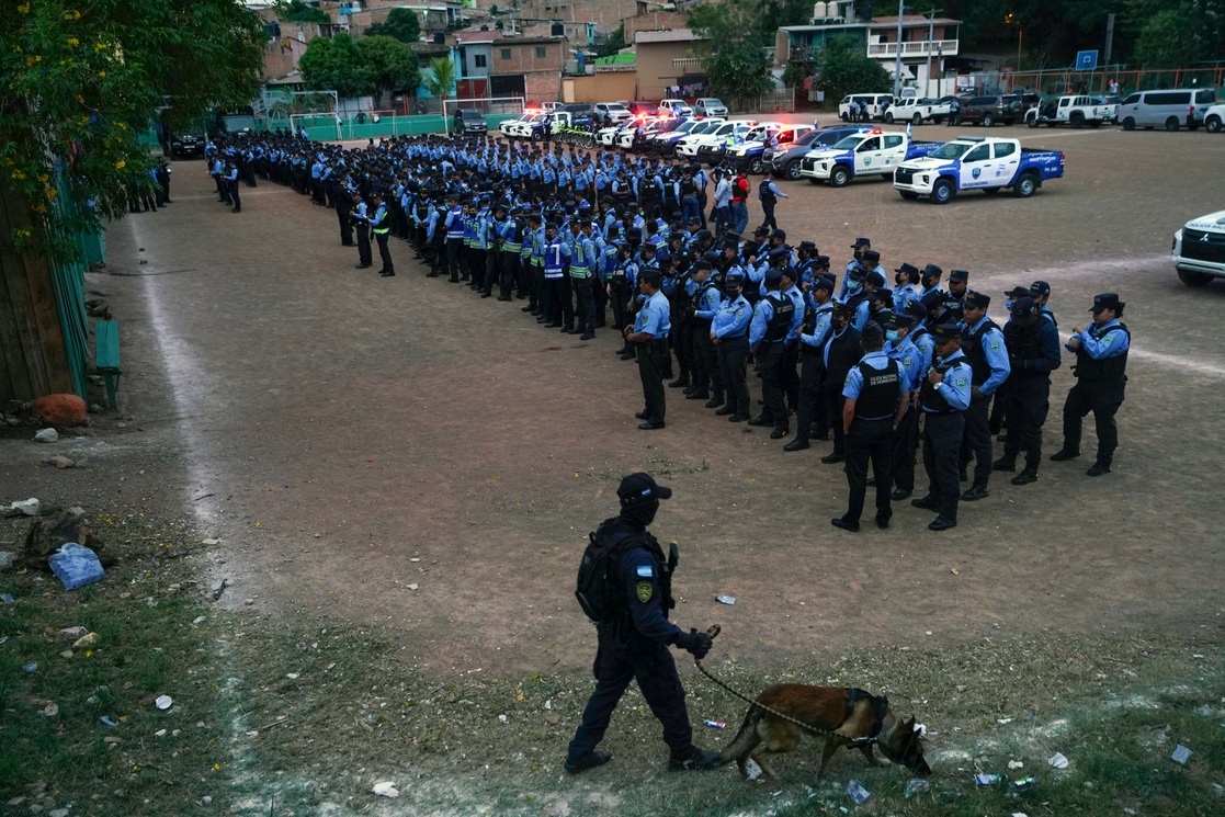 La Jornada Despliegan A Cientos De Polic As En Honduras Contra