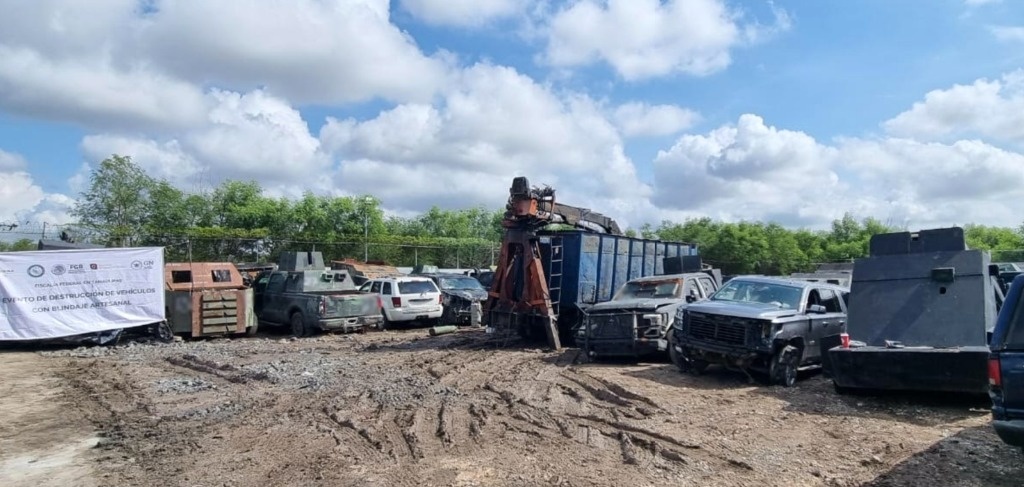 FGR destroys 25 armored vehicles of cartels from the Northeast and the Gulf