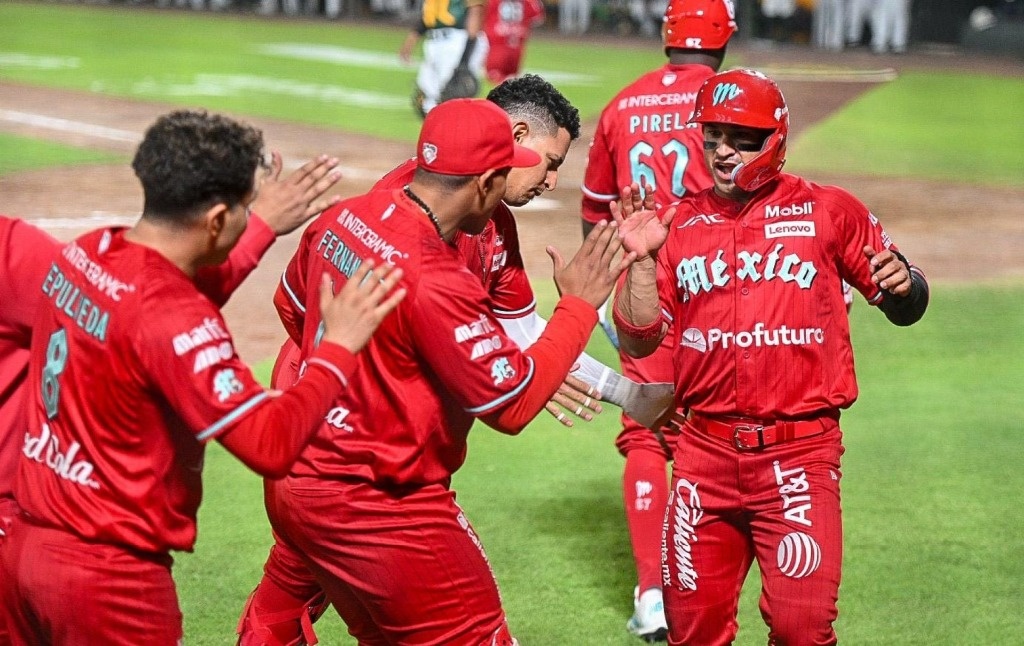 Diablos Rojos sweep champions Pericos in inaugural series