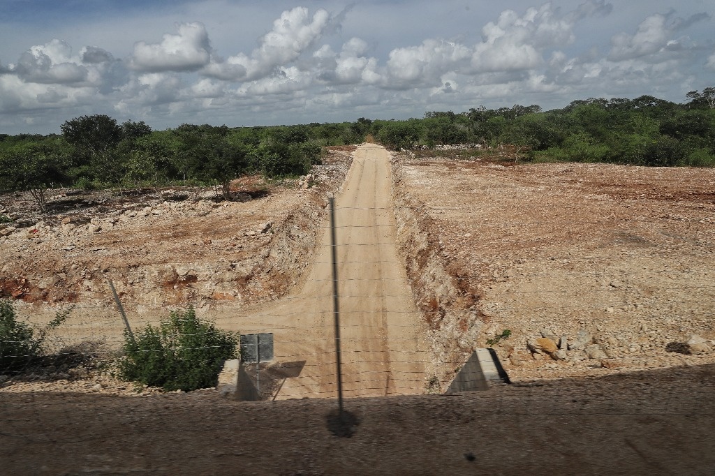 La Jornada - Difunde Sedatu sobre dos nuevas expropiaciones a favor del  Tren Maya