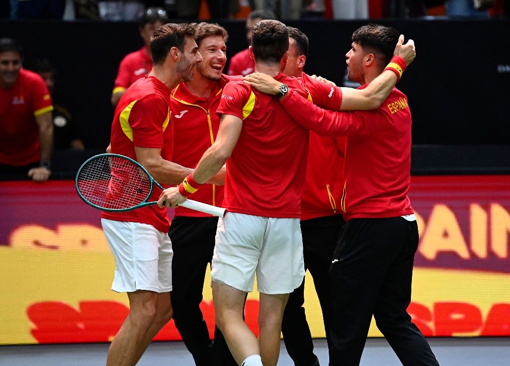 Doubles gives Spain the lead in Group B in the Davis Cup