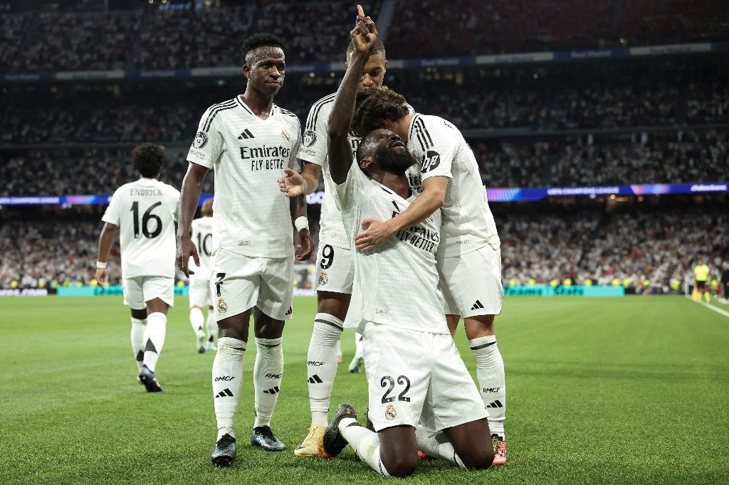 Real Madrid and the ‘old kings’ do not fail in the new Champions League