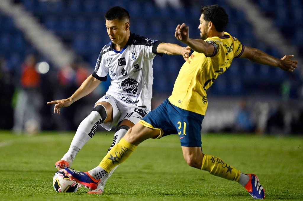 In a half-empty stadium, America debuts with a win towards Querétaro