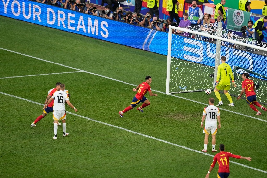 Spain beat Germany 2-1 in further time; goes to Euro semi-finals