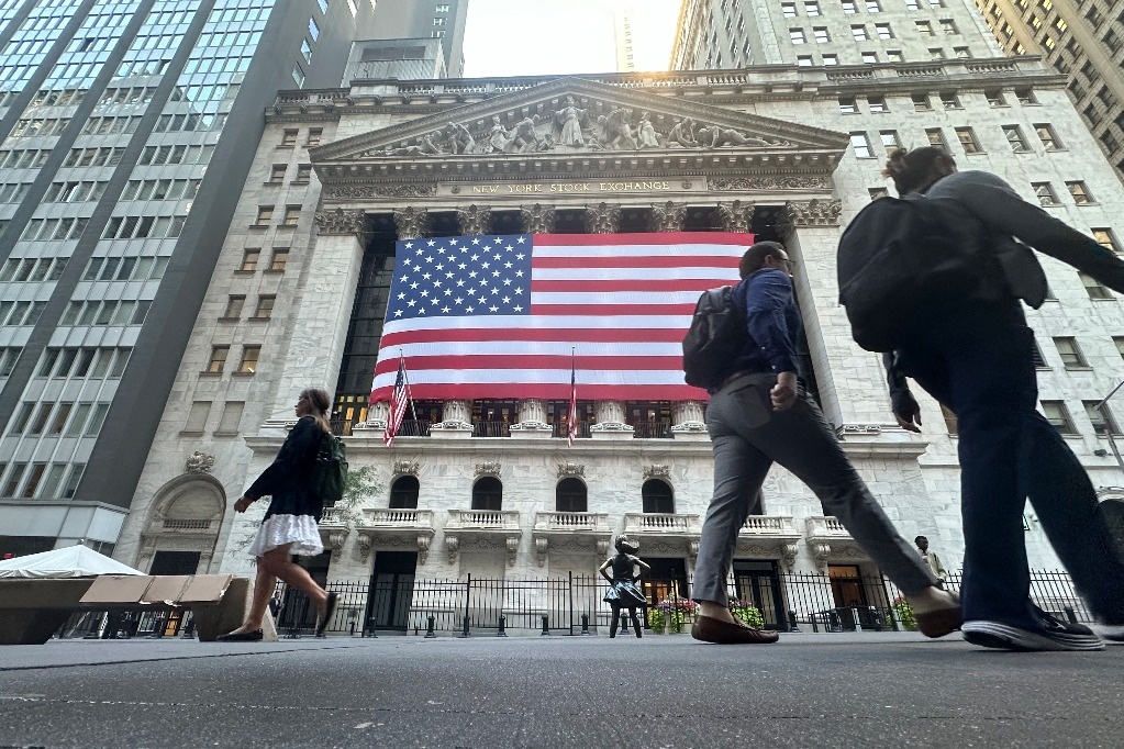 Fed inaugurates rate reduction cycle; stock markets celebrate with highs