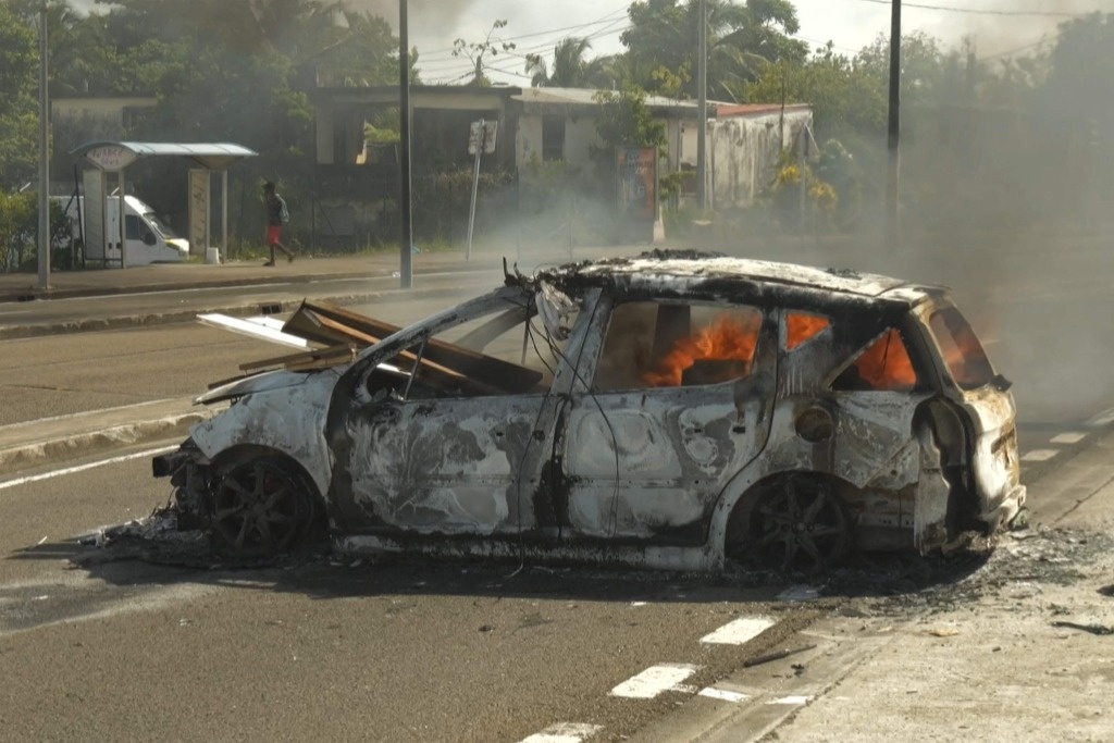 France imposes curfew in neighborhoods on the Caribbean island of Martinique