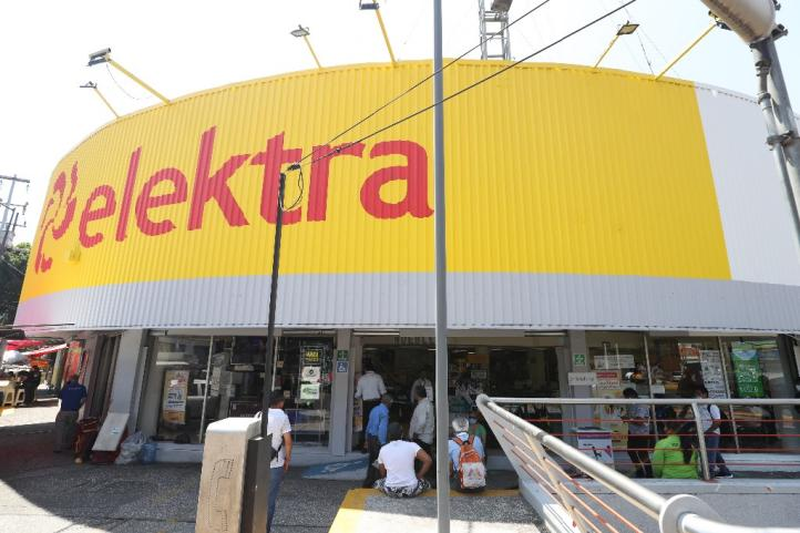 Elektra Faces Fines as SCJN Set to Rule on Tax Trial Delay