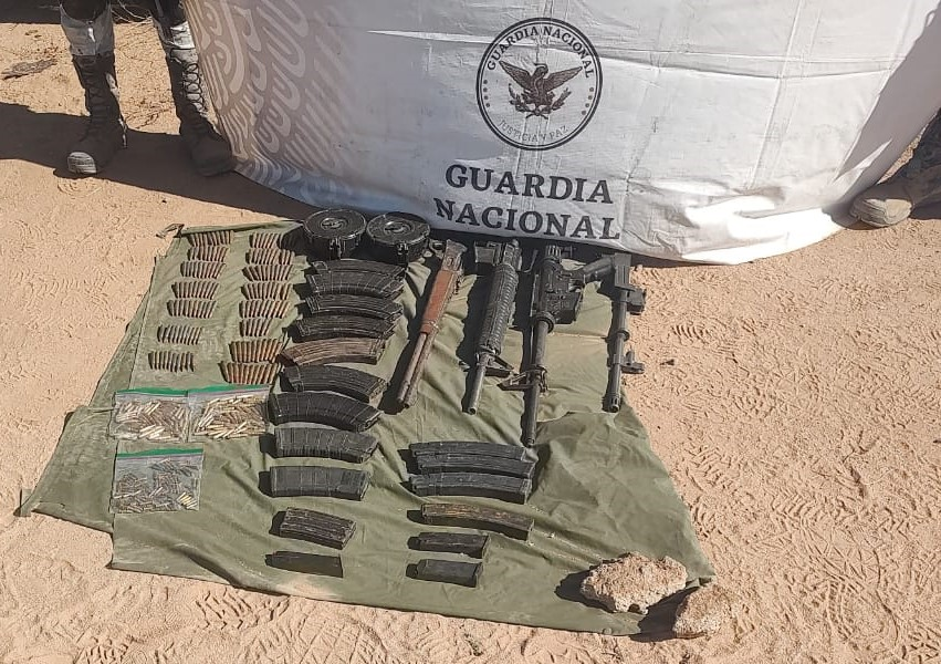 Arsenal and instruments for drone attacks seized in Caborca, Sonora