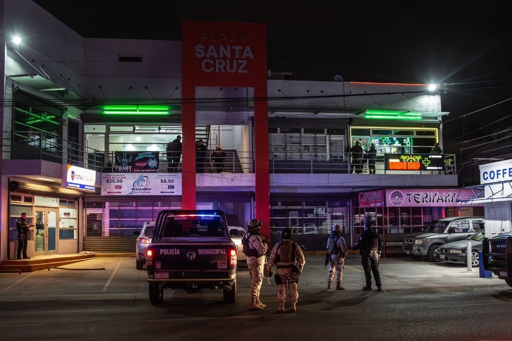 La Jornada Incendian cinco locales de vapeadores en Tijuana