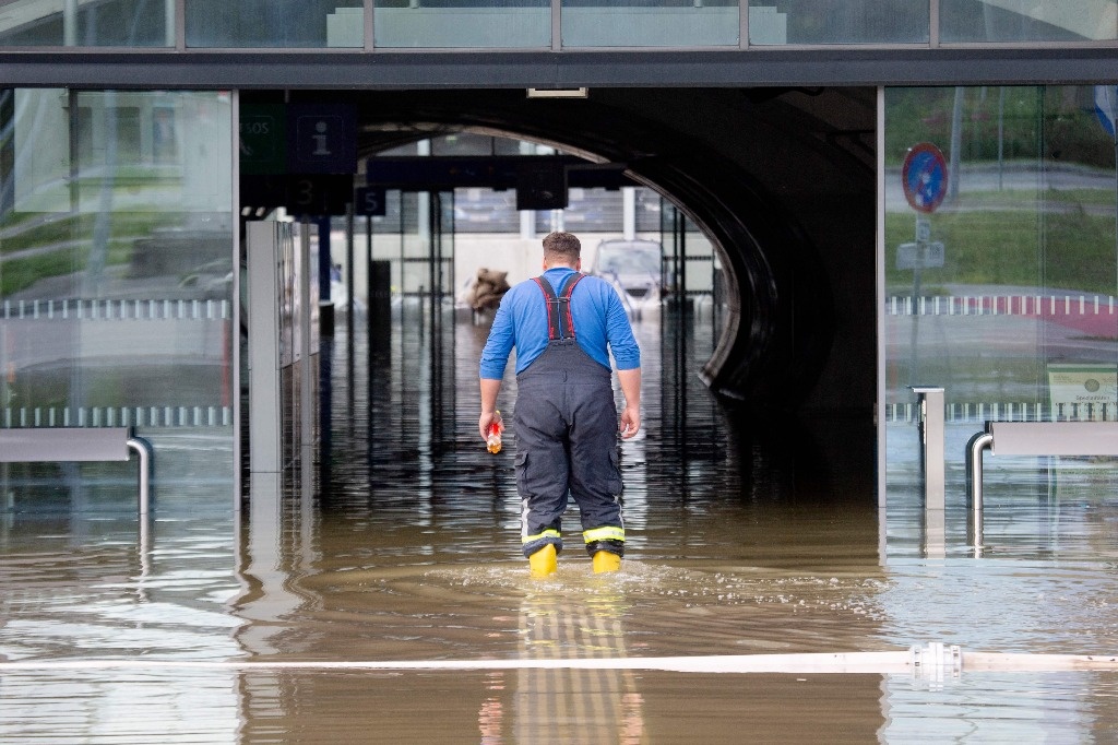 Floods in Central Europe leave 16 dead