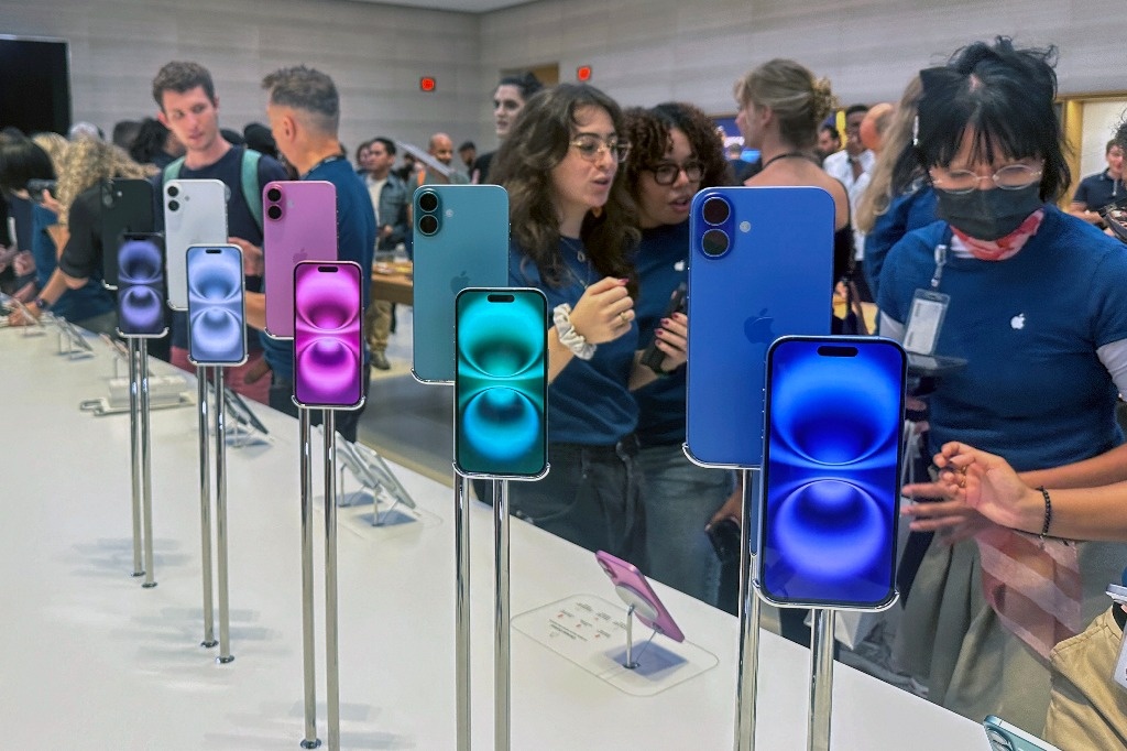 iPhone 16 boosts Apple’s quarterly sales