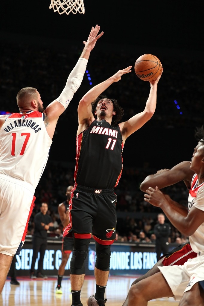 Jáquez delivers and Miami beats Wizards on visit to Mexico