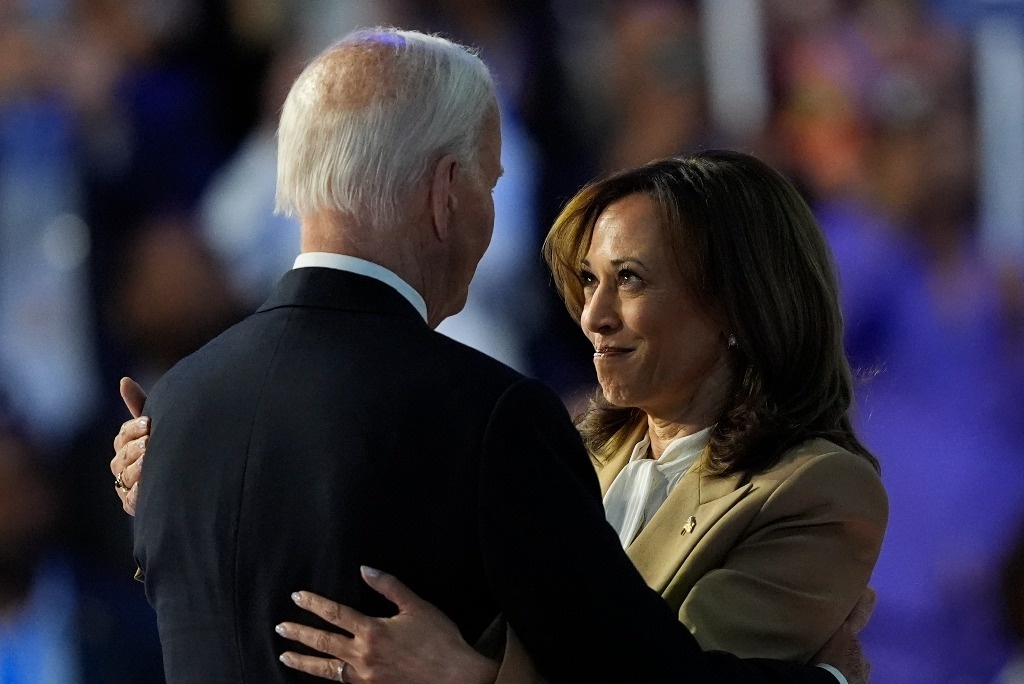 Kamala appears at the convention to say “thank you to Joe”