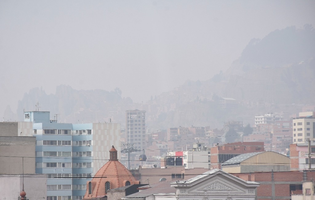 La Paz suffers one of the worst smoke pollution crises from fires