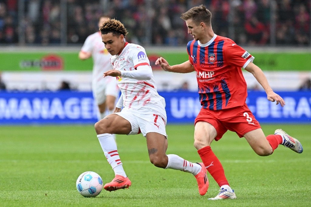 Leipzig, provisional Bundesliga leader after winning 1-0 against Heidenheim