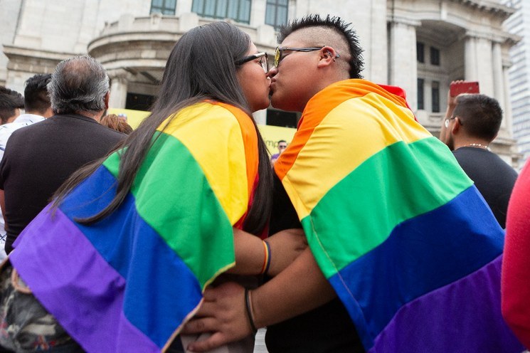 La Jornada - Llama Raúl Vera A Mantener Vigente Lucha De Comunidad LGBTI