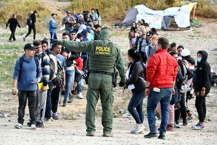 López Obrador y Biden enfatizan visión humanista ante frontera desbordada