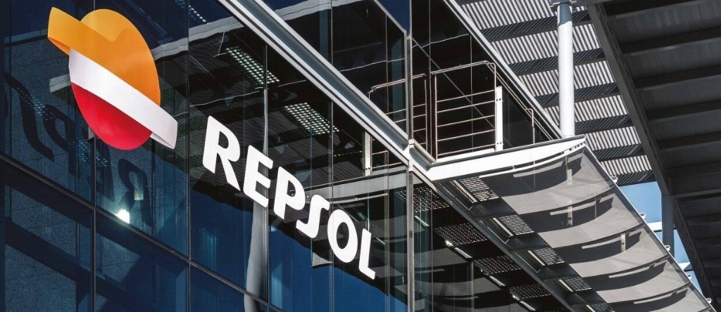 Maduro meets with Repsol executives to advance new agreements