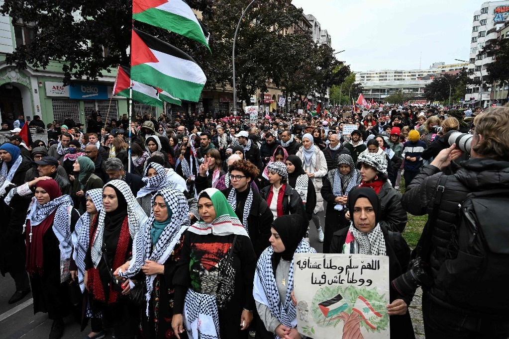 Global march on the eve of the anniversary of the Hamas attack