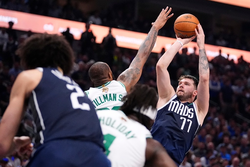 Mavericks crush Celtics and keep away from the coronation of their rivals