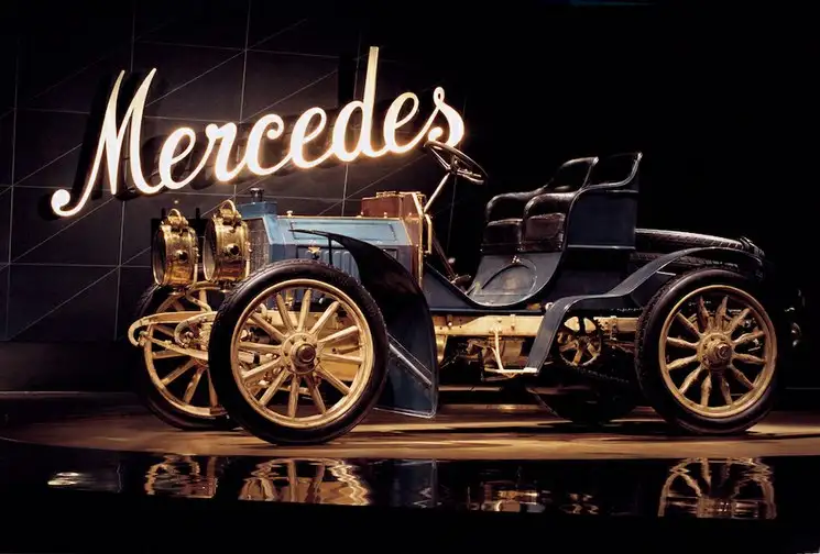 Así celebró Mercedes-Benz sus 55 años de innovación automotriz