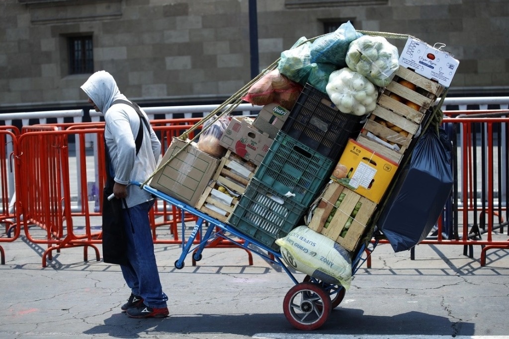 Mexicans in working poverty at its lowest level in 17 years: BBVA