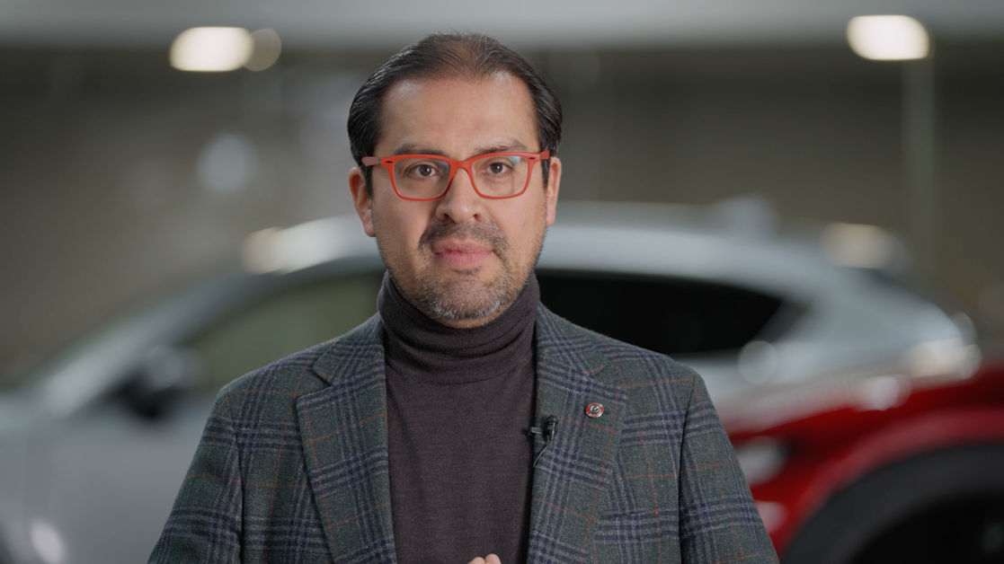 La Jornada - Miguel Barbeyto, presidente de Mazda México, sobre tiempos de  entrega de sus unidades