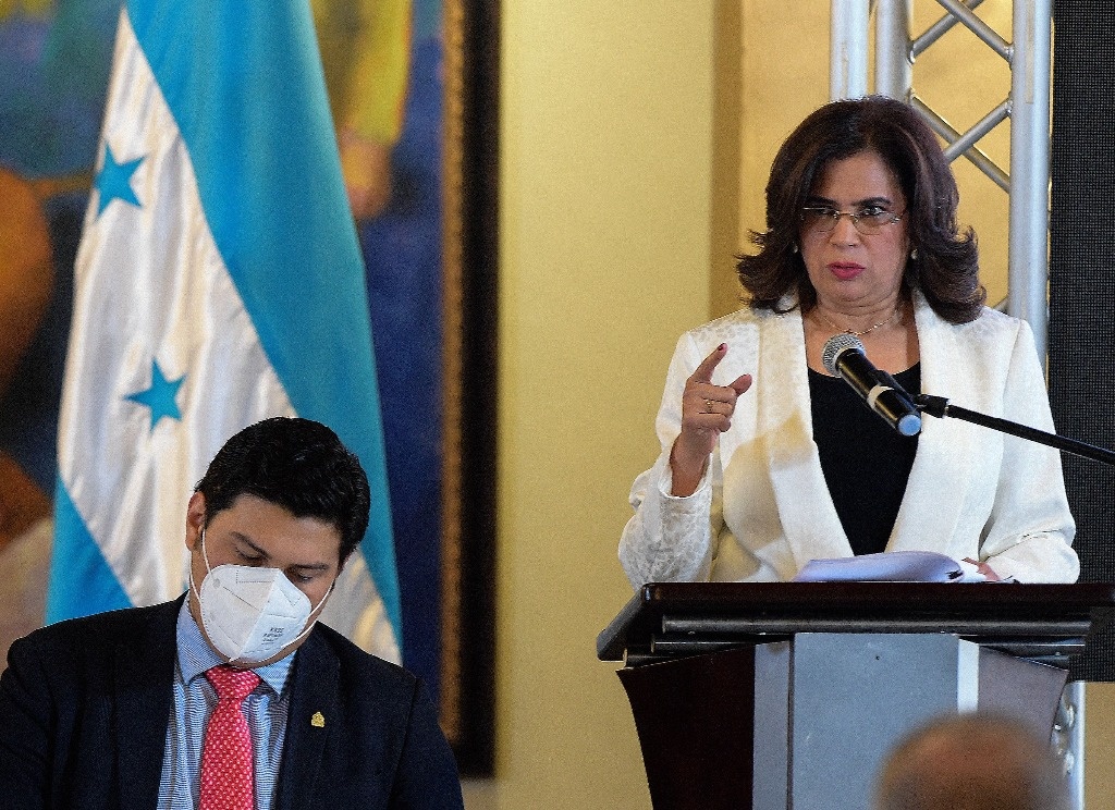 New Defense Minister Named in Honduras Amid Drug Scandal