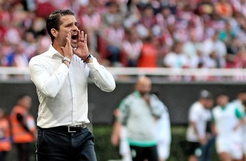 Official, Fernando Gago leaves the technical direction of Chivas