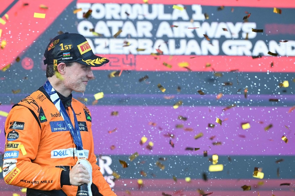 Piastri wins Azerbaijan GP; ‘Checo’ out in the final laps