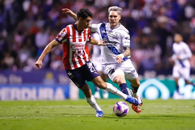 Puebla beats Chivas at the start of J14 of Liga MX