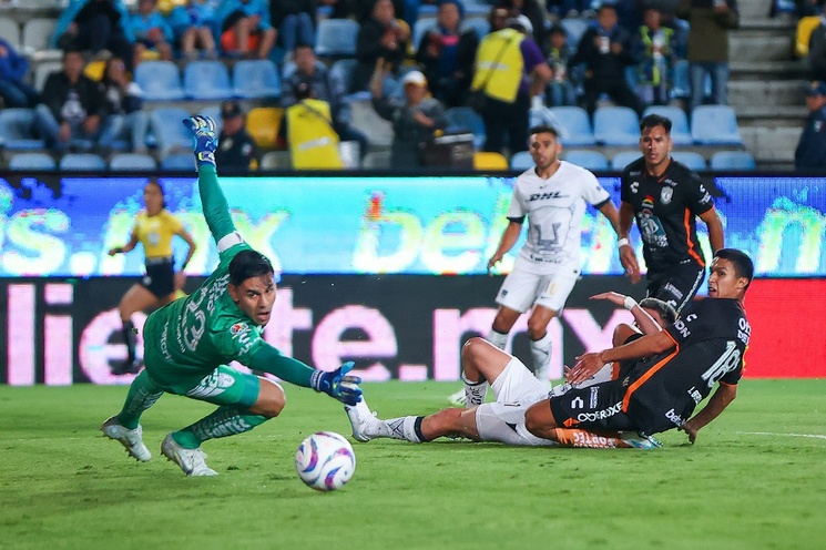 La Jornada - Pumas Y Pachuca Empatan 1-1 Previo A La Pausa De La Liga Mx