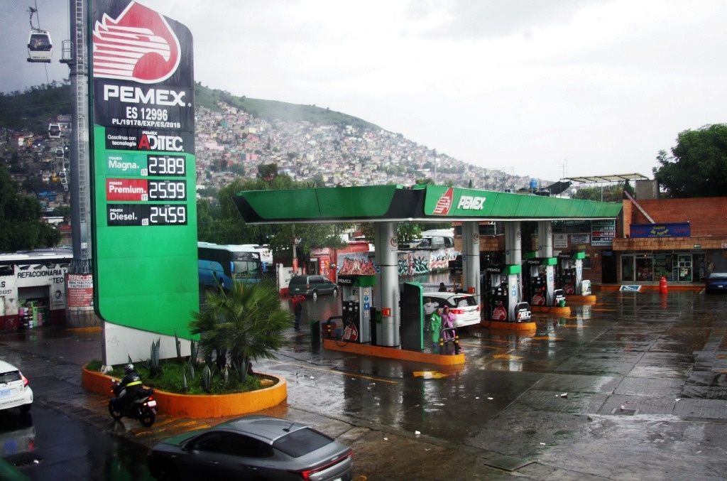 Pemex reports financial and productive strength after reducing its debt by 25%